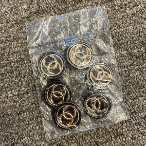 Chanel style high quality metal buttons x 6